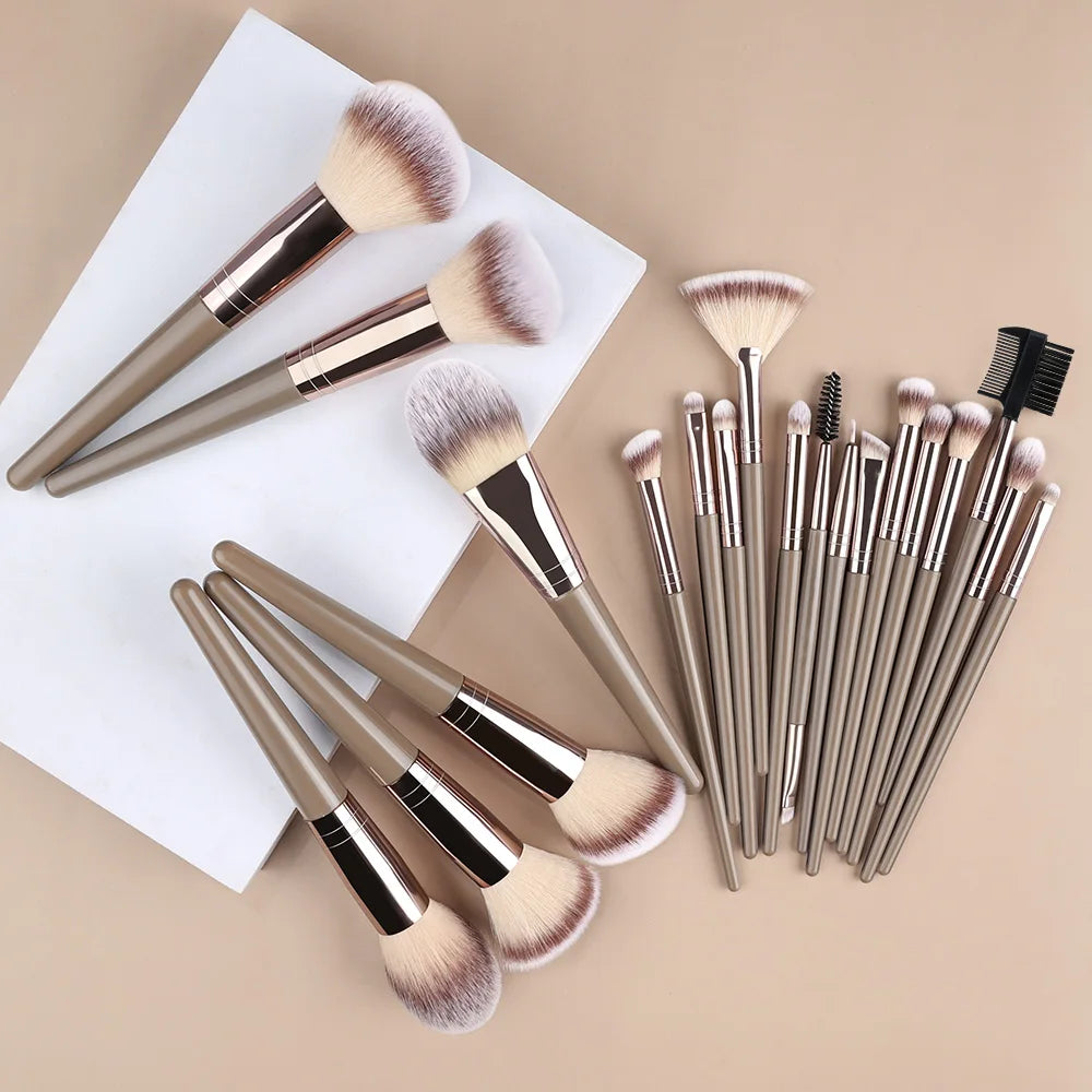 20 Piece Makeup Brush Set